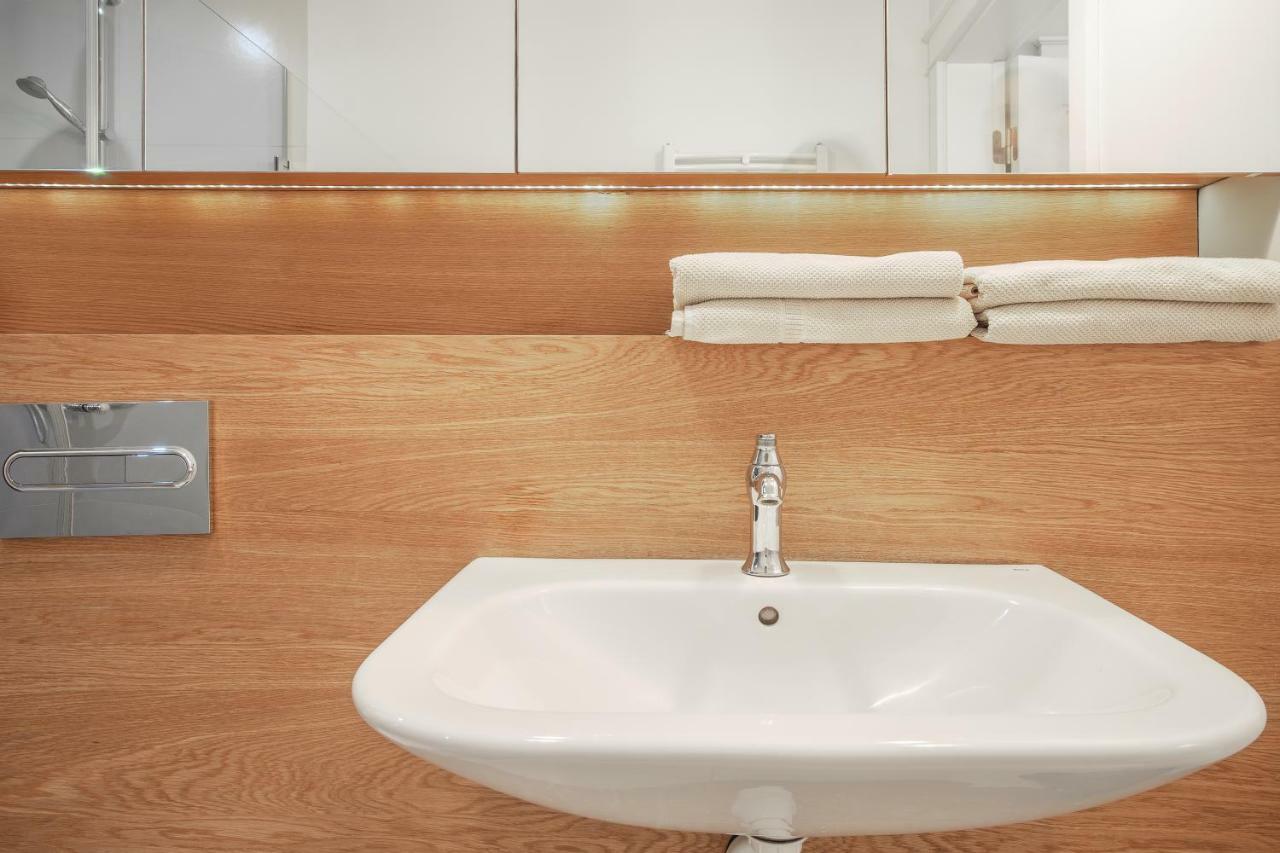 Citystay Ambra Waterlane Apartment Danzica Esterno foto